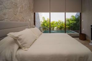 Luxury Designer Villa Pool & Gym