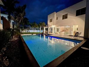 Casa Alto Padrão - Com piscina