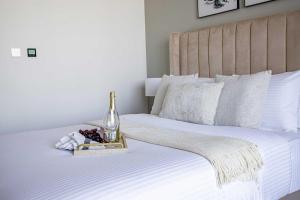 Frank Porter - Peninsula One