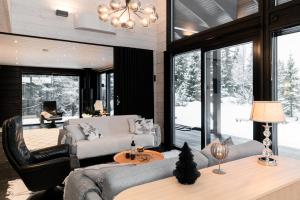 High-Quality 4BR Villa in Ruka - Private Hot Tub & Sauna