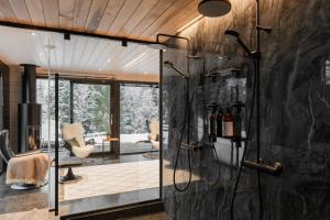 High-Quality 4BR Villa in Ruka - Private Hot Tub & Sauna