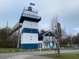 Ankerplatz mit Meerblick, Strand & Hansapark nah, kostenlosen Parken, Pool