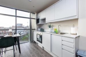 Central Leeds Apartment, Walk Everywhere , City Views