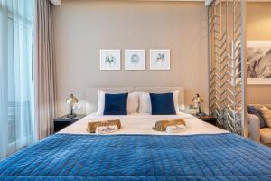 Sleek Home in Business Bay with Panoramic Views