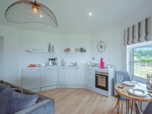 Deers Leap - Uk50121