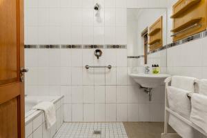 Thomsons Accommodation