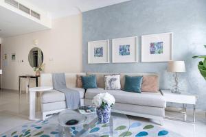 Frank Porter - DAMAC Maison Mall Street