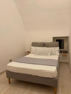 Domus Gazzara -Napoli Centro Storico