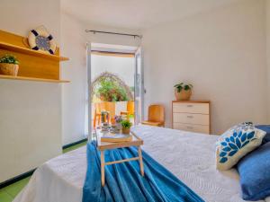 Apartment 6 beds in Residence in Golfo Aranci just 150 mt from the sea