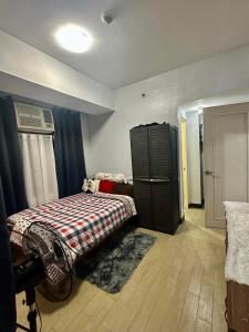 2 Bedroom Apartment with MRT LRT Access in Cubao