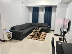 2 Bedroom Apartment with MRT LRT Access in Cubao