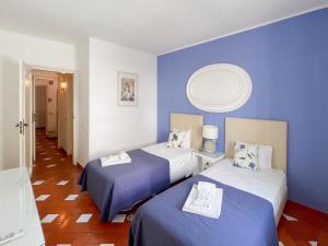 DUPLEX COM VISTA MAR e SOLARIO PRIVATIVO T2