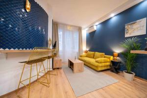 Blue Oasis Apartment Best Location