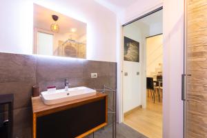 I-Host Apartment - Ticinese 107