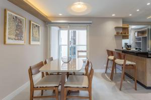 Alto Padrão Batel · Luxo, AC, Churrasqueira, Vaga