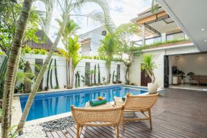 Canggu 3BR Private Pool Villa 3 min to Beach Finns