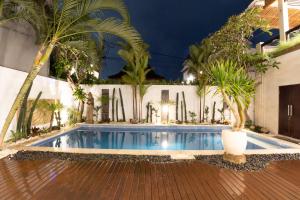 Canggu 3BR Private Pool Villa 3 min to Beach Finns