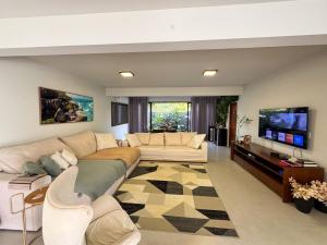 Casa 3 Dorms. Lazer Conforto Jurere Florianópolis