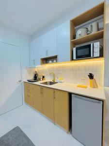 Simple White Scape at Mesavirre Bacolod