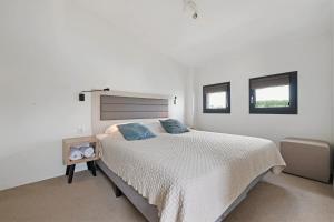 Beach Resort Punt West