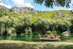 Sun and Stone Cottage