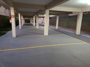 Apartamento para 6 pessoas perto do SESC Bertioga a 600m da praia