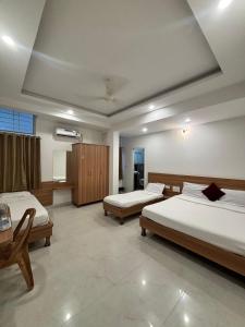 Seema Palace Inn 1 km from Railwaystaion