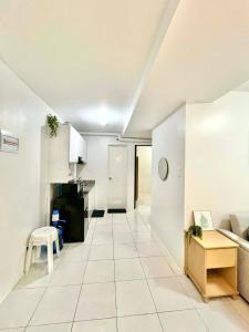 Cozy Family 2BR Condo for 8pax with Wi-Fi & Netflix Unit Nate by GERRA at Urban Deca Homes Banilad