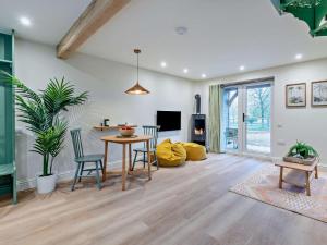 1 Bed in Alton oc-95761