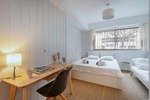 Apartment with 3 bedrooms in Marseille