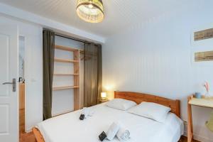 Apartment with 3 bedrooms in Marseille