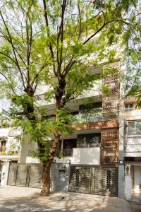 Spacious 2-Bedroom Apartment with Private Terrace, Central Delhi