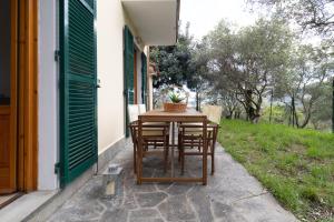 306 - Casa San Bernardino, Relax nel verde di Sestri, A 10 minuti di auto dal Centro e dal Mare