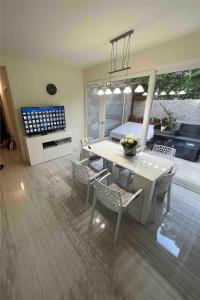 Luxury apartment with sauna and terrace