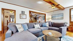 Sunshine Daydream by Bayley Vacation Rentals