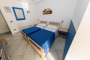 B&B Brezza Marina & Ristorante Shoreline