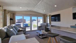 Sandy Toes & Salty Kisses, West Point