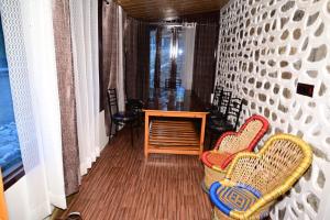 Green View, devalsari