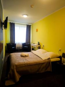 PLATINIUM House ex Royal House