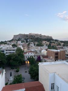 Iliotropio Athens, Thisio