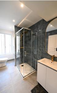 Le Sens - Duplex 4 pers - Love Room - Jacuzzi