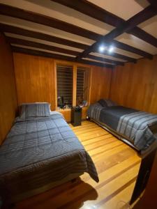 House in the heart of the city with a jacuzzi and parking