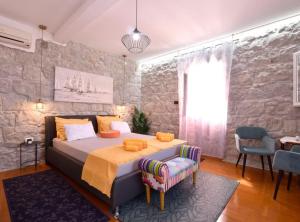 Villa Serenity With Pool