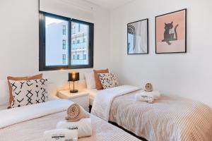 Las Dunas 214 - by Welcomely