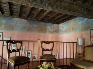 Elegante Dimora d Epoca dal Fascino Retrò