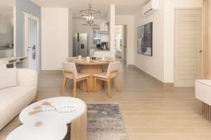 Brisas del Mar by Playa Caracol Resorts