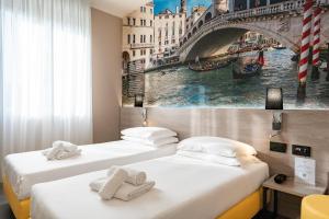 Jet Hotel, Sure Hotel Collection by Best Western