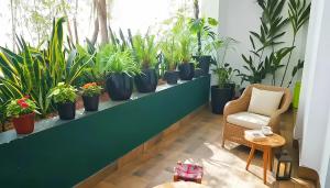 Maya Suites - Cozy Flat with Terrace & Garden