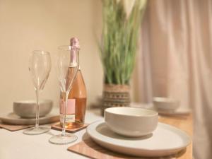 Phoebe Road 4BR Home with Parking Near Swansea Stadium