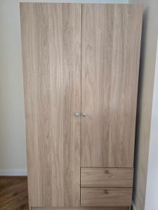 Phoebe Road 4BR Home with Parking Near Swansea Stadium